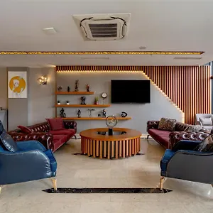 Hotel Bw, Esmirna